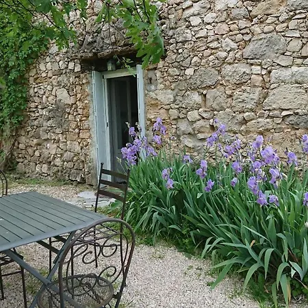 Gite En Cevennes Du Sud, Bergerie Restauree Au Rez De Jardin D'Une Bastide Avec Piscine, Vue Exceptionnelle, Authenticite Et Confort Saint-Laurent-le-Minier Exterior foto