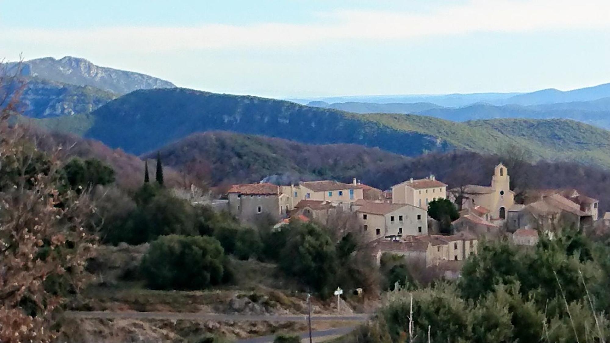En Cevennes Du Sud, Bergerie Restauree Au Rez De Jardin D'une Bastide Avec Piscine, Vue Exceptionnelle, Authenticite Et Confort Ferienhaus